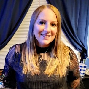 Meet your Posher, Alena